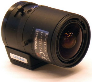 Tamron és Fujinon gyártmányú varifokális CCTV objektívek