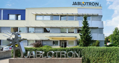 Húsvét után újra indul a termelés a JABLOTRON-nál