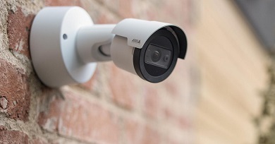 Kisméretű, kompakt MI IP CCTV kamera az Axis kínálatában