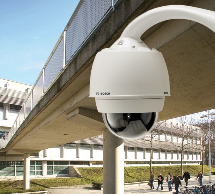 A Bosch új Intelligent Tracking technológiát alkalmazó AUTODOME 7000 termékcsaládja 