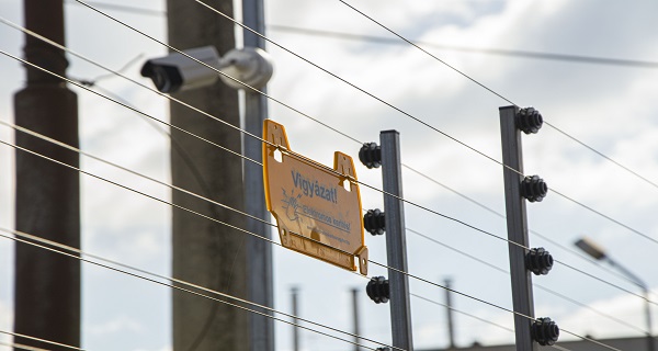 Innováció és biztonság egy kézben – Nemtek elektromos kerítések